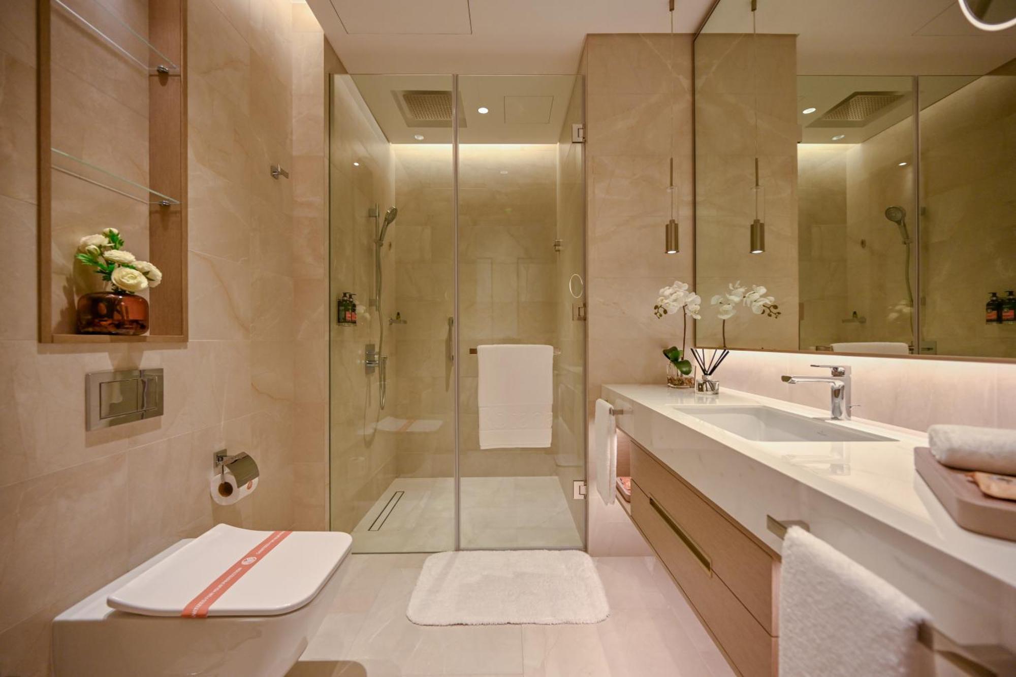 Hotel Onyx Rotana Manáma Exteriér fotografie Bathroom